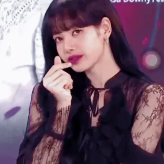 💗 Lisa Lisa, Kpop, finger heart, celebrity, singer, Blackpink, Korean whatsapp sticker