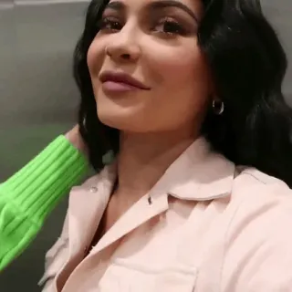 🦋 Kylie Jenner кайли дженнер, макияж, косметика, знаменитость, модель, красота telegram sticker