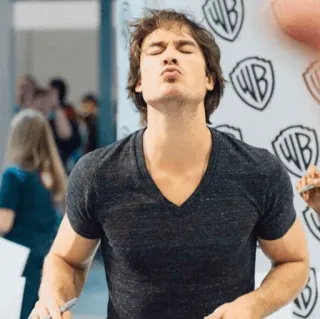 😘 telegram sticker