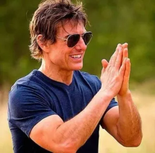 ✖ Tom Cruise Tom Cruise, actor, celebridad, gafas de aviador telegram sticker