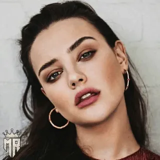 🍓 Katherine Langford 13 Reasons Why Katherine Langford, Schauspielerin, Porträt, Promi telegram sticker