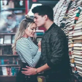 ❤ couple, amour, baiser, romance, affection, livres telegram sticker