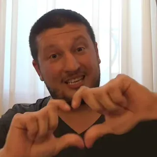 ❤️ mężczyzna, serce, serce z dłoni, gest, miłość telegram sticker