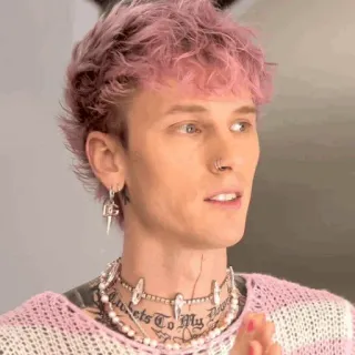 🌋 Machine Gun Kelly machine gun kelly, mgk, นักดนตรี, นักร้อง, ผมสีชมพู, ศิลปิน telegram sticker