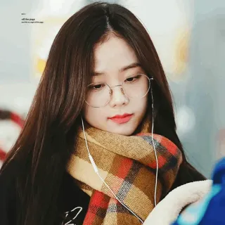 🦄 Jisoo корейский, азиатский, женщина, шарф, очки, портрет, знаменитость whatsapp sticker
