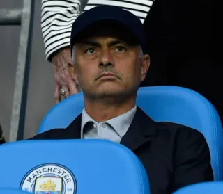 😐 José Mourinho MANCHESTER CITY футбол, футбол, тренер, тренер, стадион telegram sticker