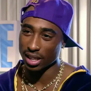😄 Tupac Shakur rappeur, musicien, portrait, homme, célébrité, chaînes en or whatsapp sticker
