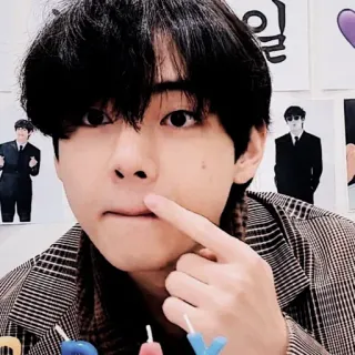 ❲ ⎙ @crmll06 ❳ kim taehyung whatsapp stickers
