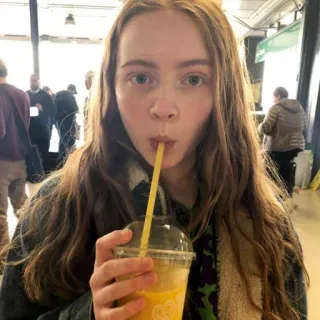 sadie sink👩🏼‍🦰🛹 whatsapp stickers