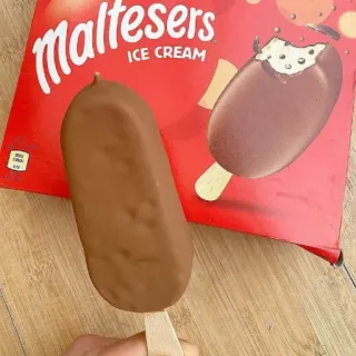 🍦 Maltesers ICE CREAM Eis, Maltesers, Dessert, Schokolade, Essen, Gefrorenes, Stiel, Süß whatsapp sticker