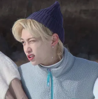 🤨 Felix kpop, k-pop, idol, męski, piosenkarz, blond telegram sticker