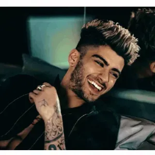 😂 Zayn Malik Zayn Malik, cantante, tatuaje, celebridad, hombre, masculino telegram sticker