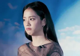 🙁 Jisoo kpop, k-pop, penyanyi, selebriti, jisoo, blackpink telegram sticker
