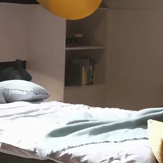 🌚 cama, dormitorio, muebles, interior, decoración, manta, almohada telegram sticker