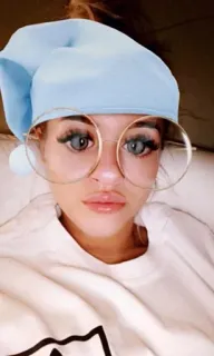 ☁️ phụ nữ, đồ ngủ, kính, selfie, chân dung, mũ ngủ telegram sticker