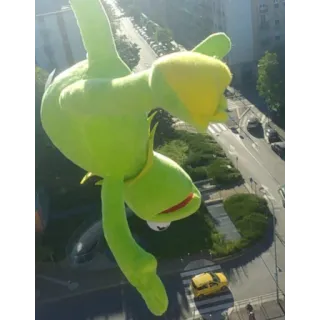 ☠️ Kermit 커밋, 머펫, 인형, 초록색, 추락, 도시 telegram sticker