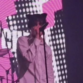 ❤️‍🔥 cantante, música, actuación, orejas de gato, concierto telegram sticker