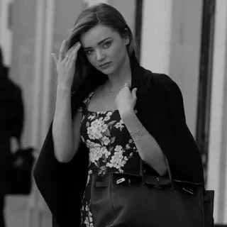 🌬 Miranda Kerr Model, Kleid, Schauspielerin, Promi telegram sticker