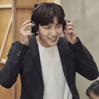 🎧 man, headphones, jacket, smiling, Korean, actor telegram sticker