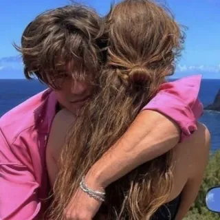 🦋 abraço, casal, amor, romance, relacionamento, afeição, pessoas, abraçar telegram sticker