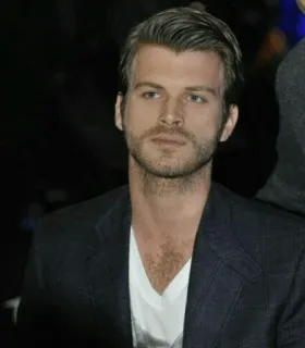 💱 homme, portrait, acteur, célébrité telegram sticker