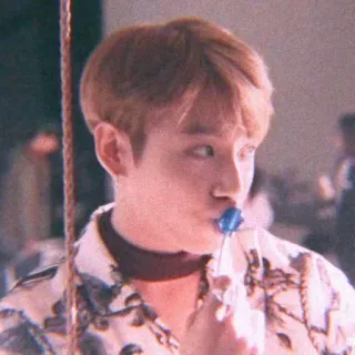 🍭 whatsapp sticker