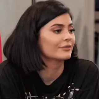 ▪️ Kylie Jenner celebridade, reality tv, rosto, mulher, kardashian, beleza telegram sticker
