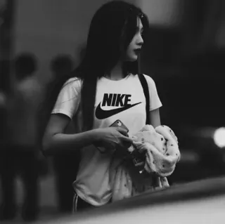 🦋 NIKE Nike, Bekleidung, T-Shirt, Damen, Casual, Streetwear, Mode telegram sticker