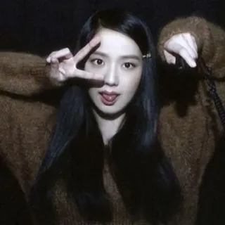 💗 Jisoo k-pop, певица, знаменитость, женщина, blackpink, знак мира, милый whatsapp sticker
