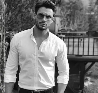 ▪️ homme, lunettes de soleil, chemise blanche, portrait, masculin, mode telegram sticker