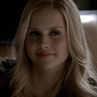 🗽 Rebekah Mikaelson The Vampire Diaries donna, bionda, sorriso, personaggio, The Originals, vampiro telegram sticker