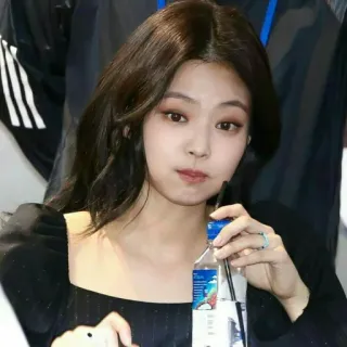 🥤 Jennie K-pop, Cantor, Celebridade, Ídolo, Coreano, Feminino, Blackpink whatsapp sticker