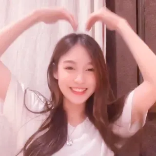 🦢 geste du coeur, femme asiatique, souriant, portrait, joyeux telegram sticker