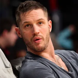 😮 Tom Hardy acteur, portrait, homme, célébrité, masculin telegram sticker