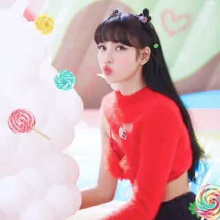 🦋 Lisa Lisa, K-Pop, cantante, ídolo, Blackpink, celebridad, mujer, chupetín telegram sticker
