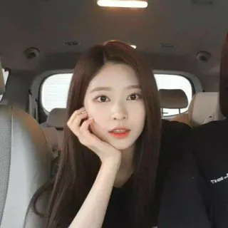 😌 mujer, retrato, coreana, asiática, interior, coche telegram sticker