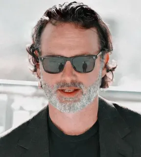 😎 Rick Grimes The Walking Dead Рик Граймс, Эндрю Линкольн, Ходячие мертвецы, портрет, актер whatsapp sticker