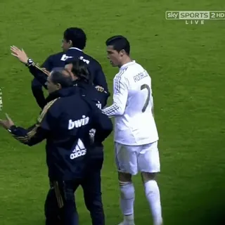 🖕 Cristiano Ronaldo футбол, спорт, футбол, игрок, Роналду, Реал Мадрид whatsapp sticker