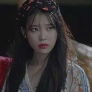 😶 IU IU, Coréenne, Actrice, Chanteuse, K-pop, Célébrité whatsapp sticker