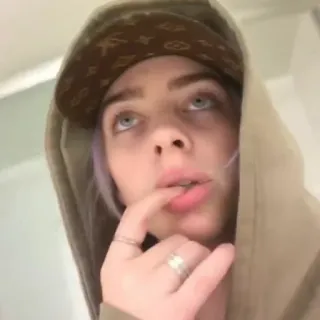 🌊 Billie Eilish Billie Eilish, piosenkarka, muzyk, celebrytka, portret telegram sticker