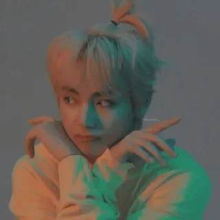 🍪 V kpop, bts, v, kim taehyung, singer, idol, music whatsapp sticker