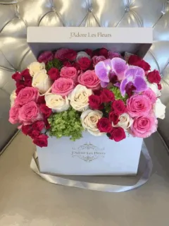 🌸 J'ADORE LES FLEURS kwiaty, róże, orchidee, bukiet, kompozycja kwiatowa, prezent, luksus telegram sticker