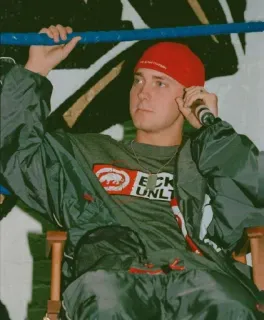 🖤 Eminem Eminem, Rapper, Musik, Promi, Mikrofon, rote Mütze telegram sticker