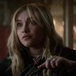 😐 Yelena Belova Black Widow Yelena Belova, Viuda Negra, Marvel, Superhéroe, Florence Pugh whatsapp sticker