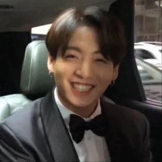 😉 Jungkook kpop, นักร้อง, ผู้ชาย, สูท, ยิ้ม, มีความสุข telegram sticker
