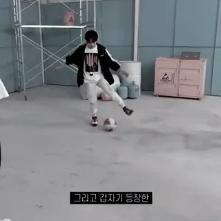 📌 그리고 갑자기 등장한 telegram sticker