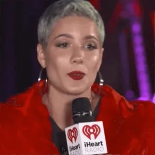 😐 Halsey นักร้อง, คนดัง, นักดนตรี, คน, ไมโครโฟน, iHeartRadio telegram sticker
