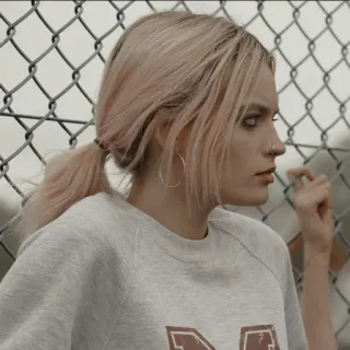 ✨ Maeve Wiley Sex Education 메이브 와일리, Sex Education, 넷플릭스, 텔레비전, 드라마 telegram sticker