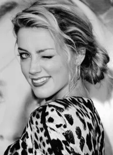 ⚜ Amber Heard ผู้หญิง, นักแสดง, คน, คนดัง, ภาพเหมือน, ขยิบตา telegram sticker