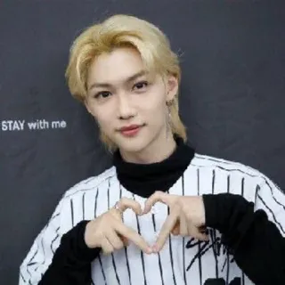 ❤️ Felix STAY with me kpop, idol, serce, słodkie, stray kids, piosenkarz telegram sticker
